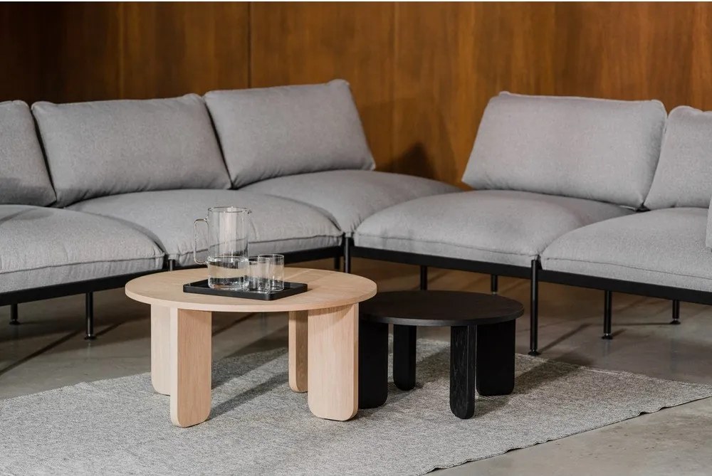 Măsuță de cafea neagră rotundă cu blat cu aspect de lemn de stejar ø 55 cm Kuvu – noo.ma