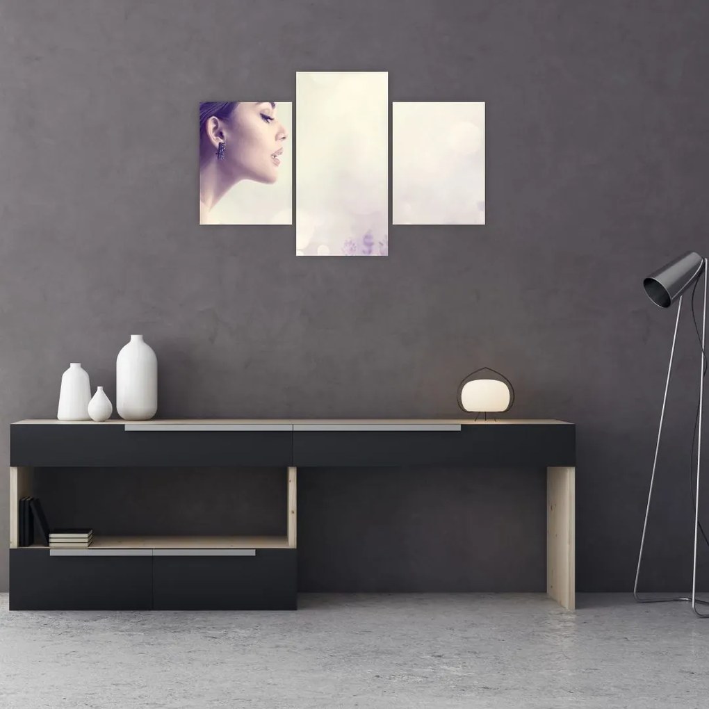 Tablou - Femeia cu lavandă (90x60 cm)