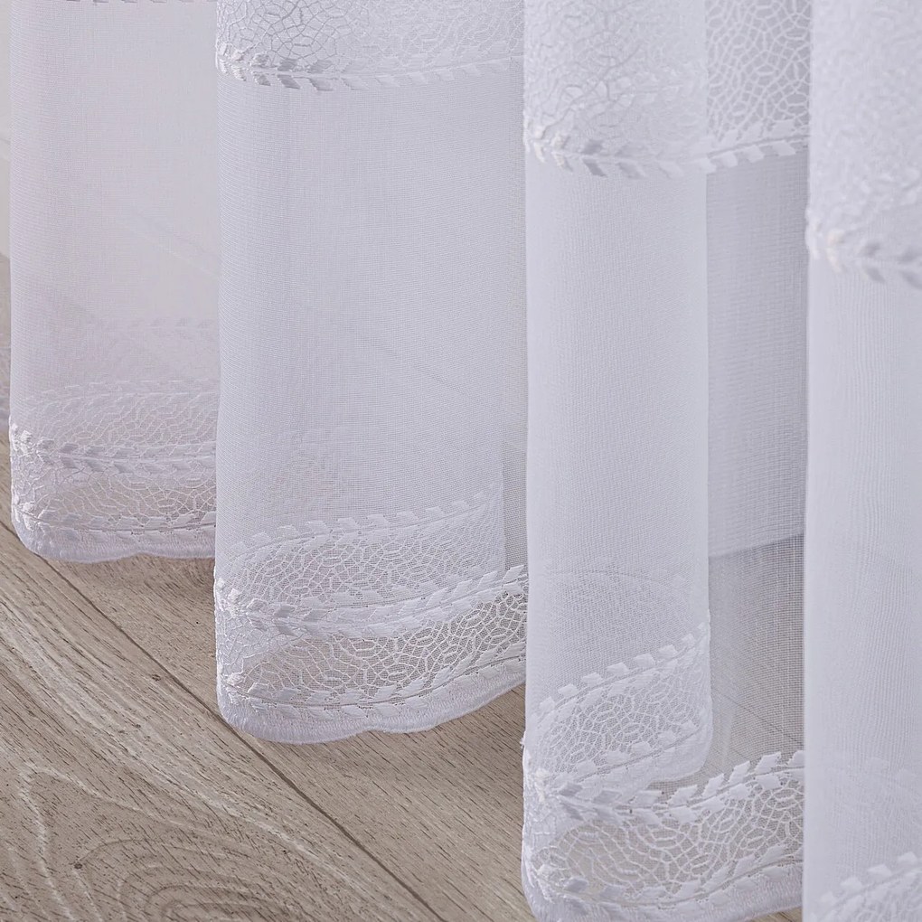 Draperie cu banda