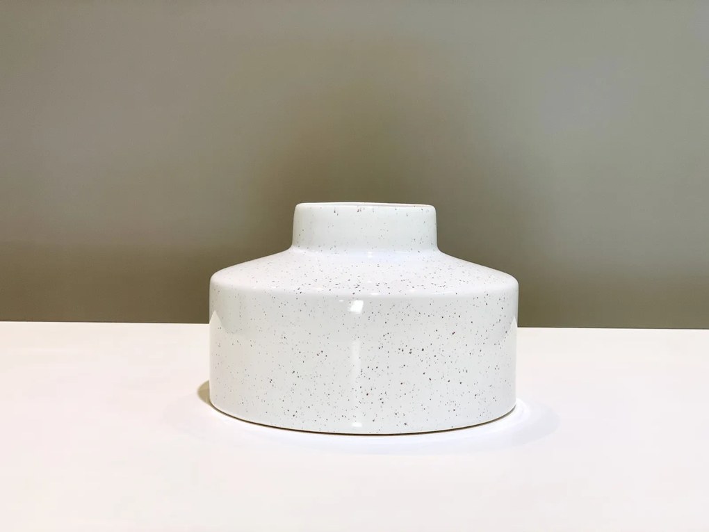 Vaza Mare Centru Masa, Sakura22,5cm (Alb Lucios cu Picatele Visinii)