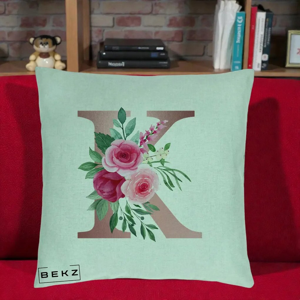 Cadou Personalizat - Perna Personalizata Monograma Rose Gold Litera K, 40x40 cm, Verde Menta, Husa Detasabila, Perna Inclusa, BEKZ®