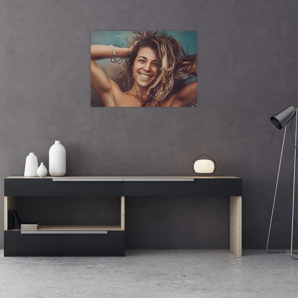 Tablou pe sticlă - Portretul unei femei tinere (70x50 cm)