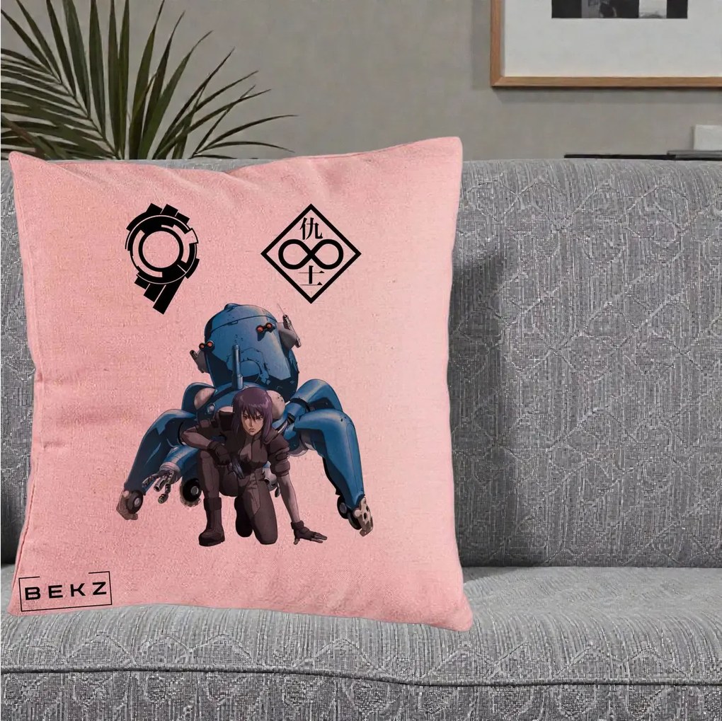 Perna Personalizata Ghost in the Shell Motoko si Tachikoma, 40x40 cm, Roz, Husa Detasabila, Perna Inclusa, BEKZ®