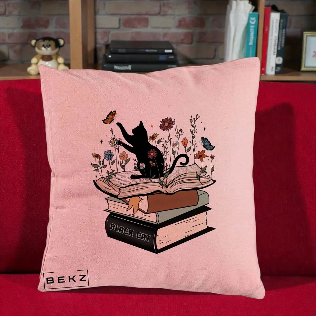 Perna Personalizata Pisica Neagra Carti Flori Fluturi, 40x40 cm, Roz, Husa Detasabila, Perna Inclusa, BEKZ®