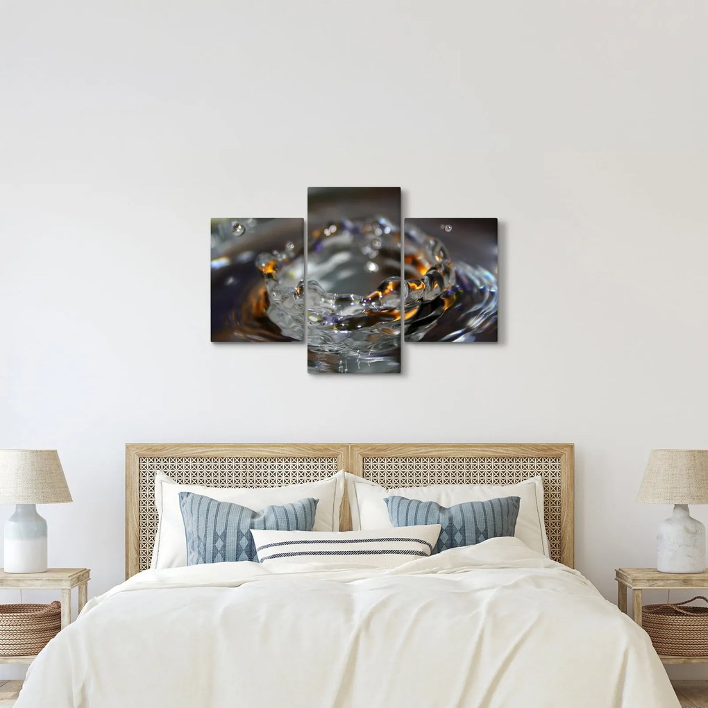Tablou cu brățara din picături de apă (90x60 cm)