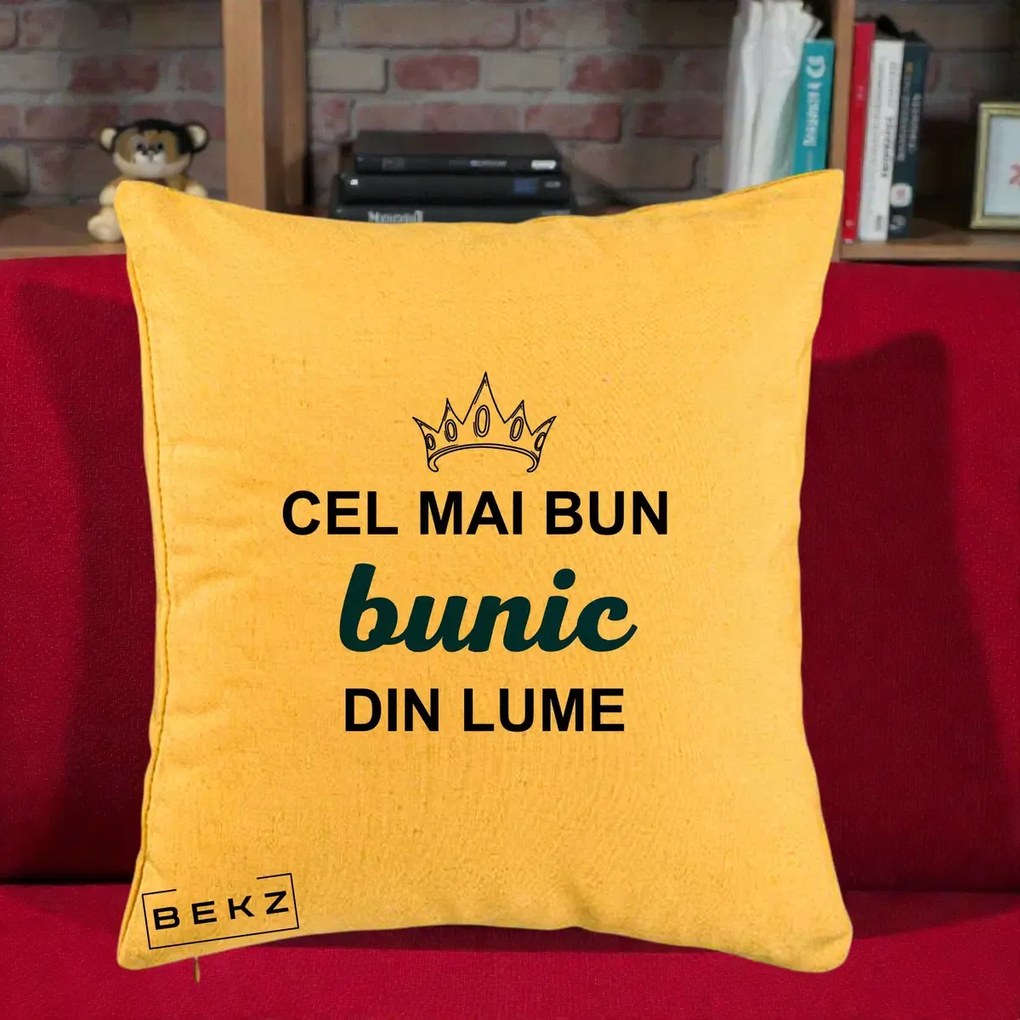 Cadou pentru Bunic - Perna Personalizata Cel Mai Bun Bunic Din Lume Coroana Albastra, 40x40 cm, Galben, Husa Detasabila, Perna Inclusa, BEKZ®