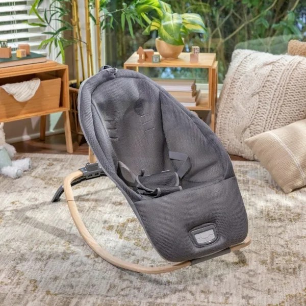 Ingenuity Wesley 3xC - Leagăn vibr. cu melodie Every Season, gri