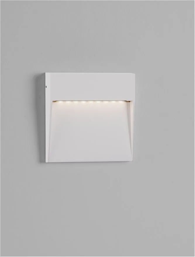 Aplica alba LED pentru exterior protectie IP54 FEM
