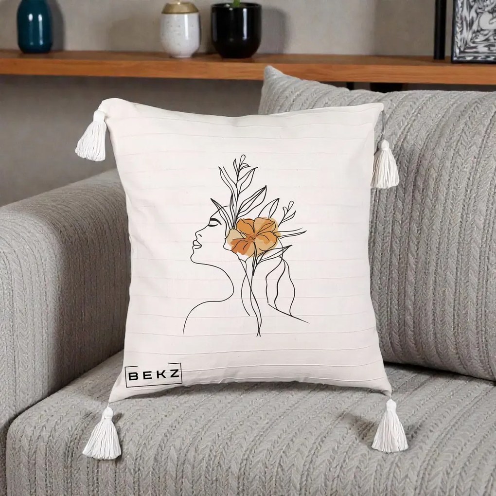 Perna Decorativa Portret Feminin Floare Portocalie Lateral, 40x40 cm, Bej cu Franjuri, Husa Detasabila, Perna Inclusa, BEKZ®
