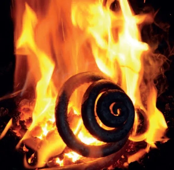 Lustra suspendata din fier forjat HL2701