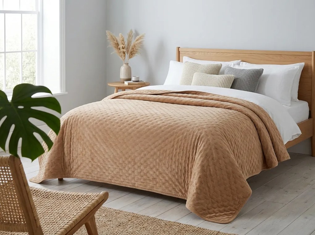 Cuvertura de pat din catifea ASTRALIA, bej inchis Dimensiune: 200 x 220 cm