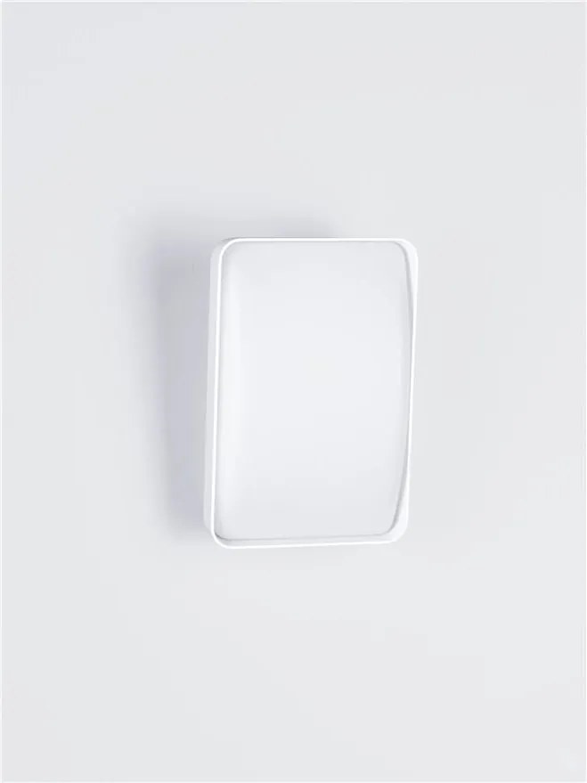 Aplica de perete exterior LED IP65 NUBO alb