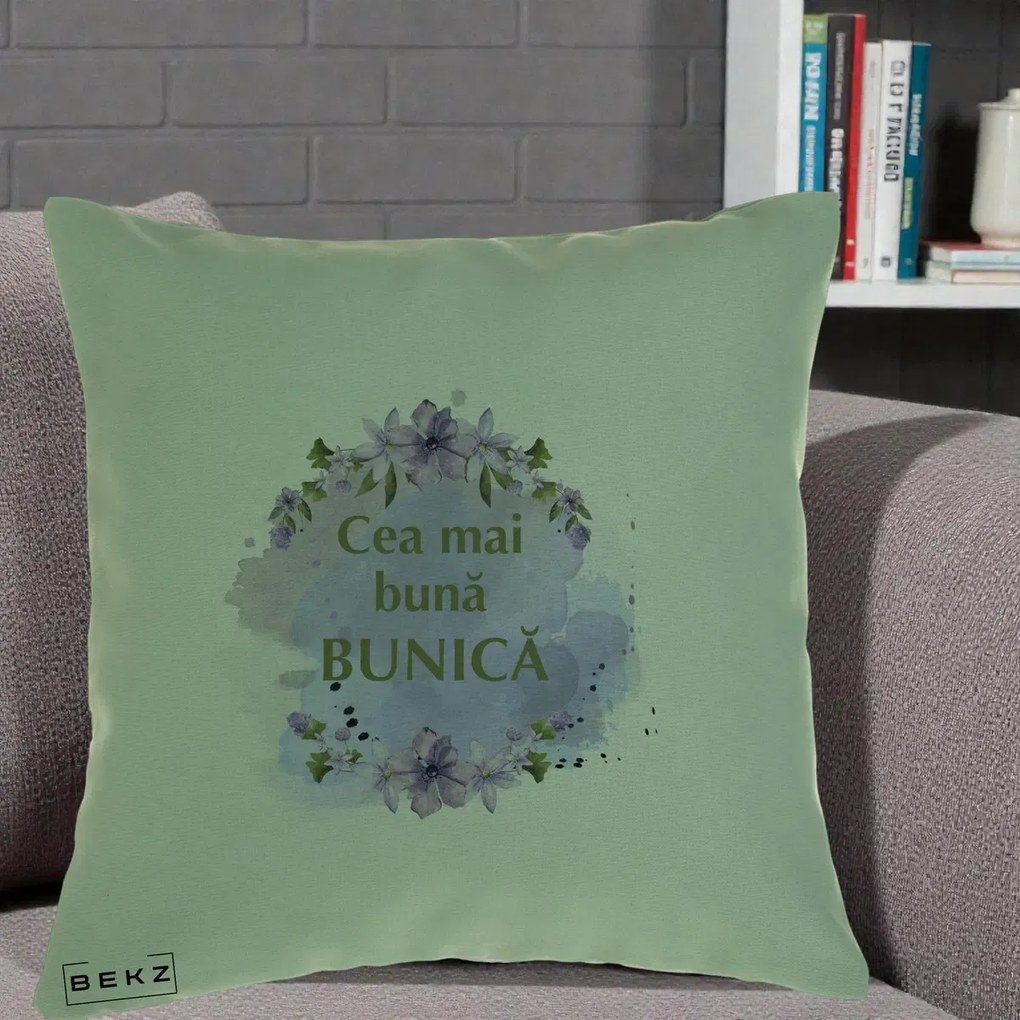 Cadou pentru Bunica - Perna Personalizata Cea Mai Buna Bunica Flori Mov Acuarela Auriu, 40x40 cm, Verde, Husa Detasabila, Perna Inclusa, BEKZ®