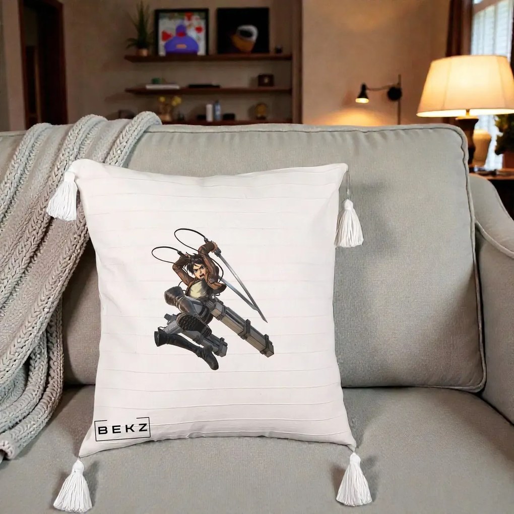 Perna Personalizata Attack on Titan Eren Yeager Lupta, 40x40 cm, Bej cu Franjuri, Husa Detasabila, Perna Inclusa, BEKZ®