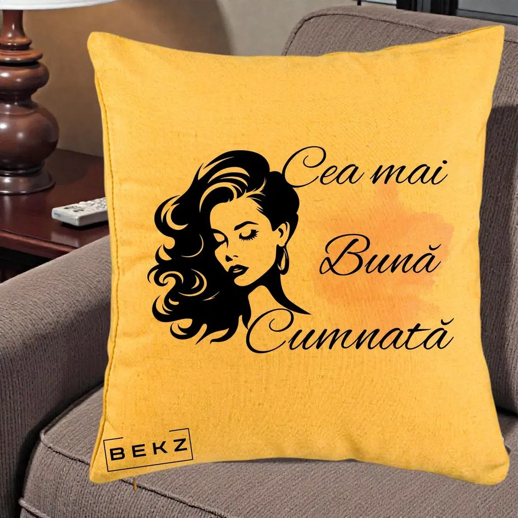 Cadou pentru Cumnata - Perna Personalizata Cea mai Buna Cumnata cu Silueta Dama si Pete Roz, 40x40 cm, Galben, Husa Detasabila, Perna Inclusa, BEKZ®
