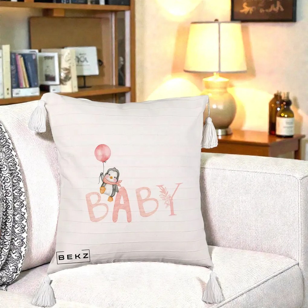 Perna Personalizata Baby Pinguin Roz, 40x40 cm, Bej cu Franjuri, Husa Detasabila, Perna Inclusa, BEKZ®
