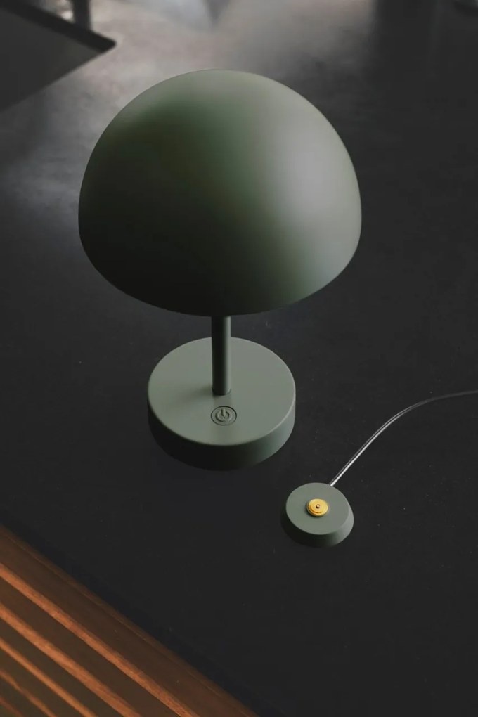 Veioza LED portabila de exterior design nordic IP44 Ellen To-Go Battery verde
