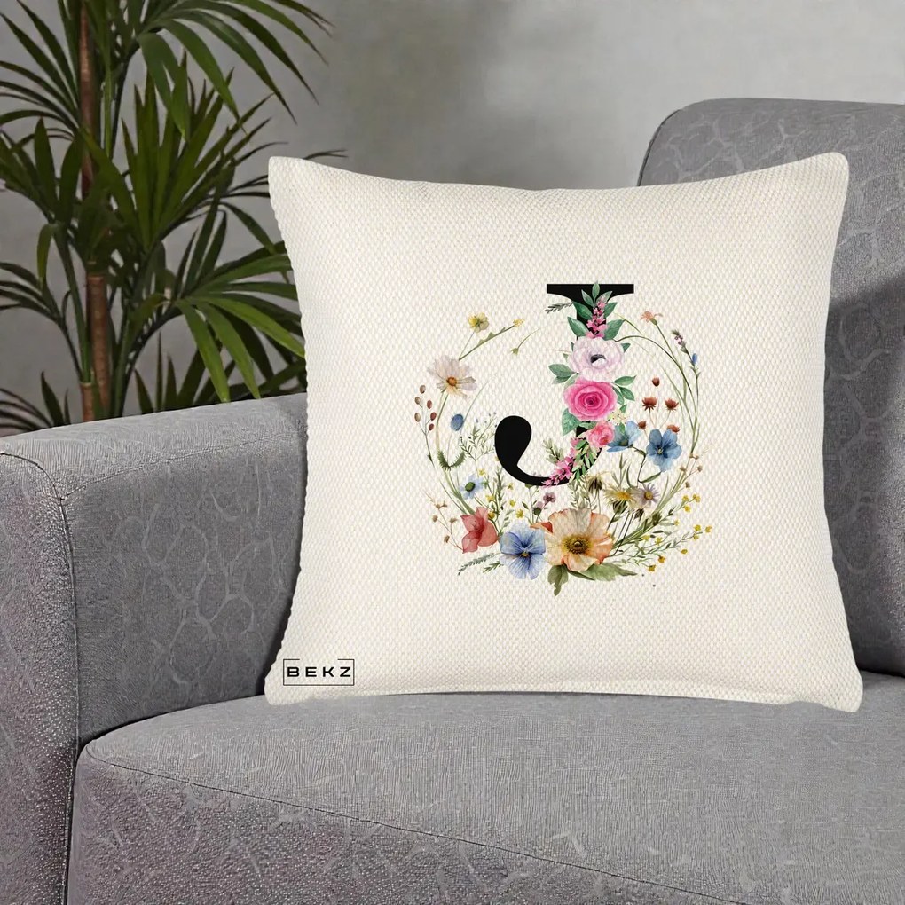 Cadou Personalizat - Perna Personalizata Monogram Litera J cu Flori Acuarela, 40x40 cm, Crem Reliefat, Husa Detasabila, Perna Inclusa, BEKZ®
