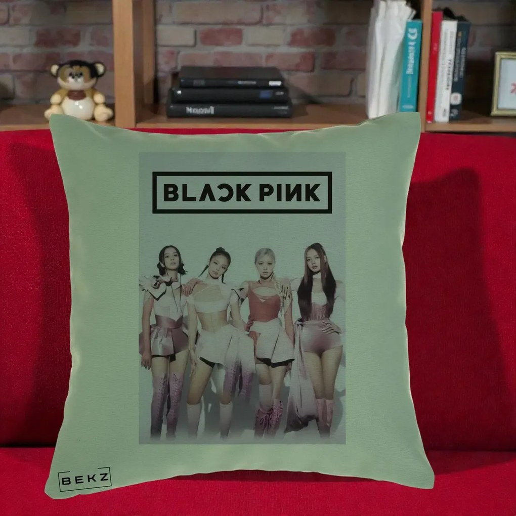 Perna Personalizata K-pop BLACKPINK Poster Roz Tinute Coordonate, 40x40 cm, Verde, Husa Detasabila, Perna Inclusa, BEKZ®
