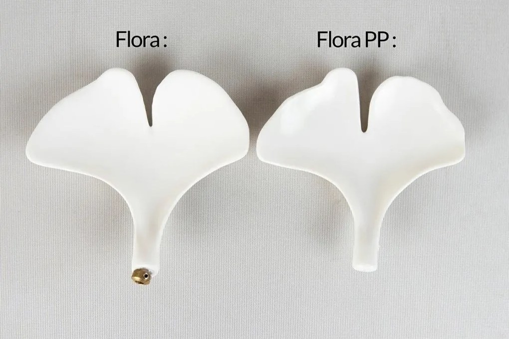 Lustra Suspendata, Metal Auriu, Petale Flori Albe Ceramice, FLORA 100