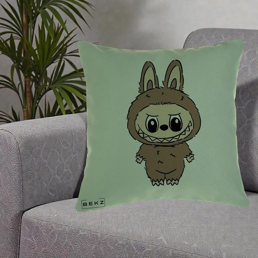 Perna Personalizata Labubu Maro Natural Solo, 40x40 cm, Verde, Husa Detasabila, Perna Inclusa, BEKZ®