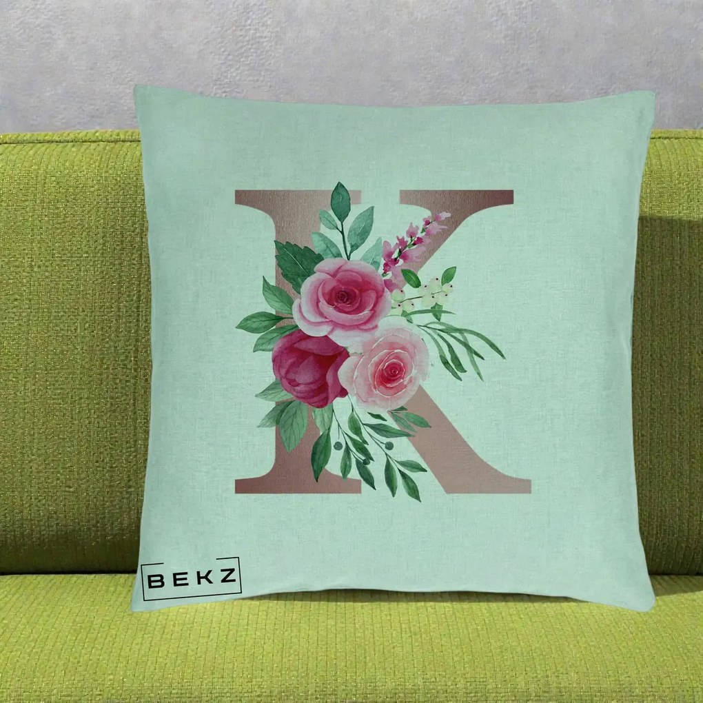 Cadou Personalizat - Perna Personalizata Monograma Rose Gold Litera K, 40x40 cm, Verde Menta, Husa Detasabila, Perna Inclusa, BEKZ®