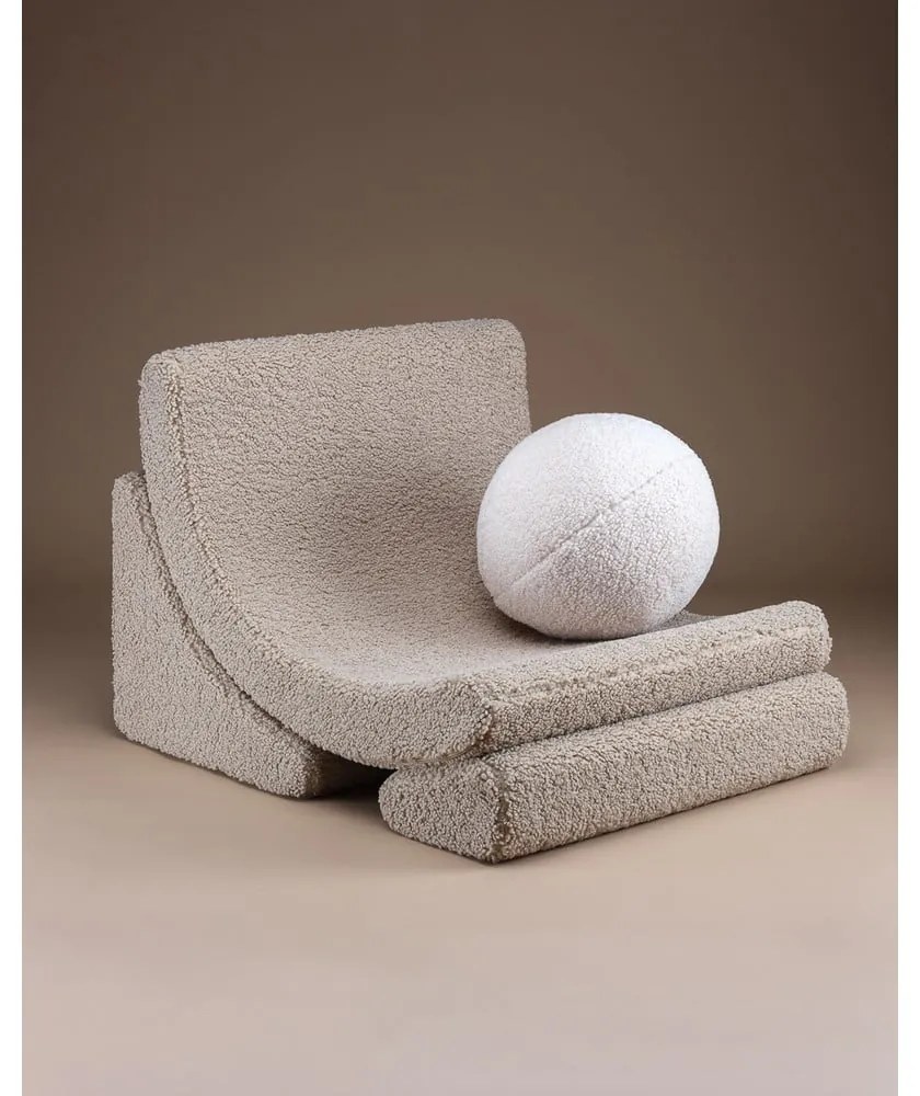 Fotoliu de copii maro deschis cu tapițerie din țesătură bouclé Moon – Wigiwama