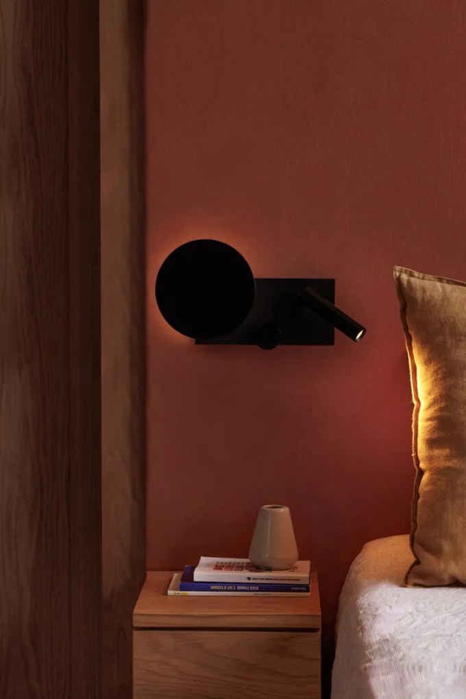 Aplica perete ambientala cu reader LED KLEE negru dreapta