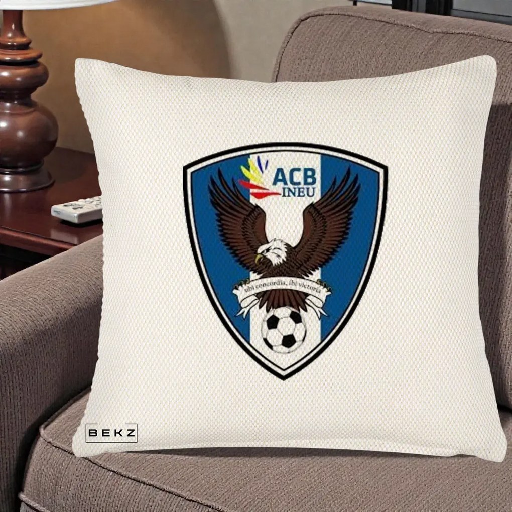 Perna Personalizata ACB Ineu Fotbal, 40x40 cm, Crem Reliefat, Husa Detasabila, Perna Inclusa, BEKZ®