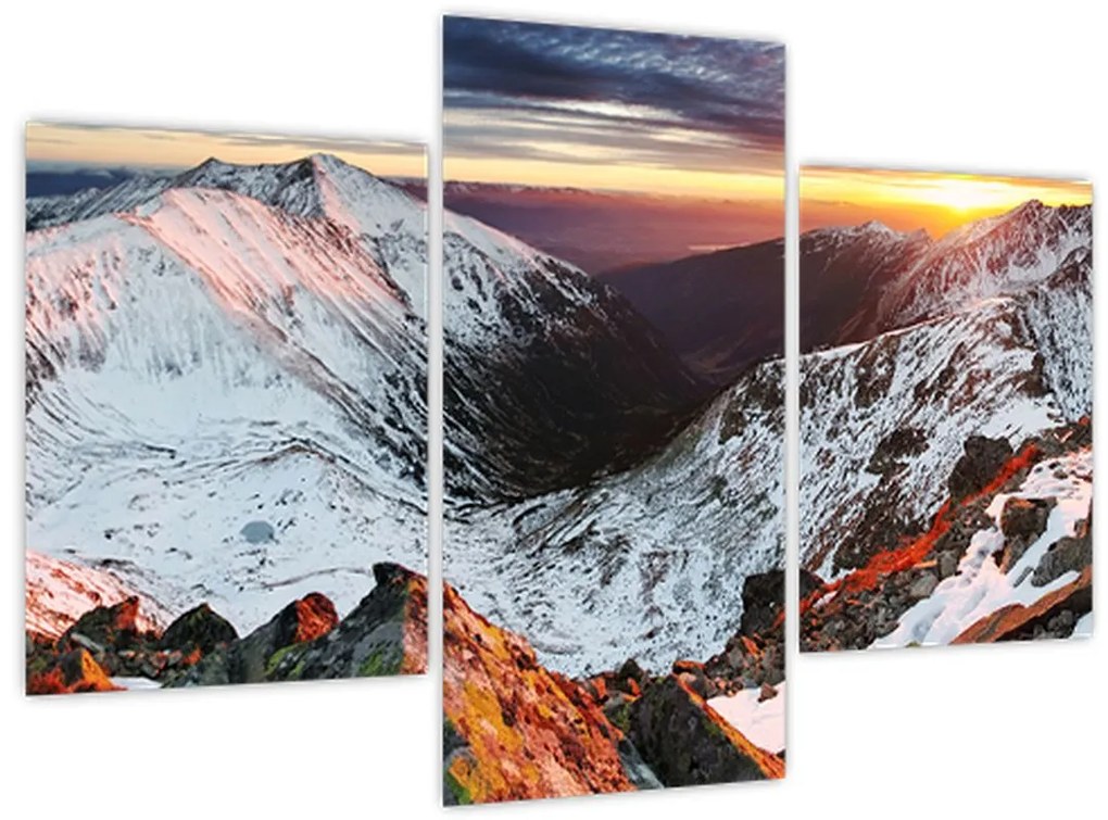 Tablou - Panoramă montană de iarnă (90x60 cm)