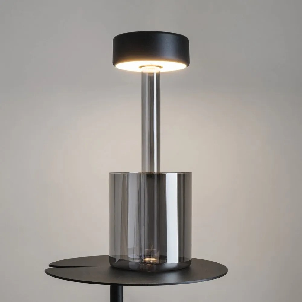 Lampa portabila cu baterii cu baza in forma de vaza AI design negru/ fumuriu