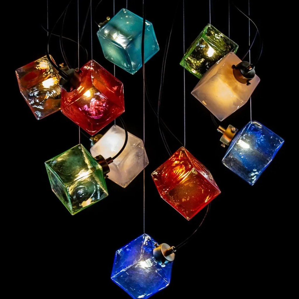 Pendul design LUX, cub din sticla suspendat personalizabil Dancing Cube