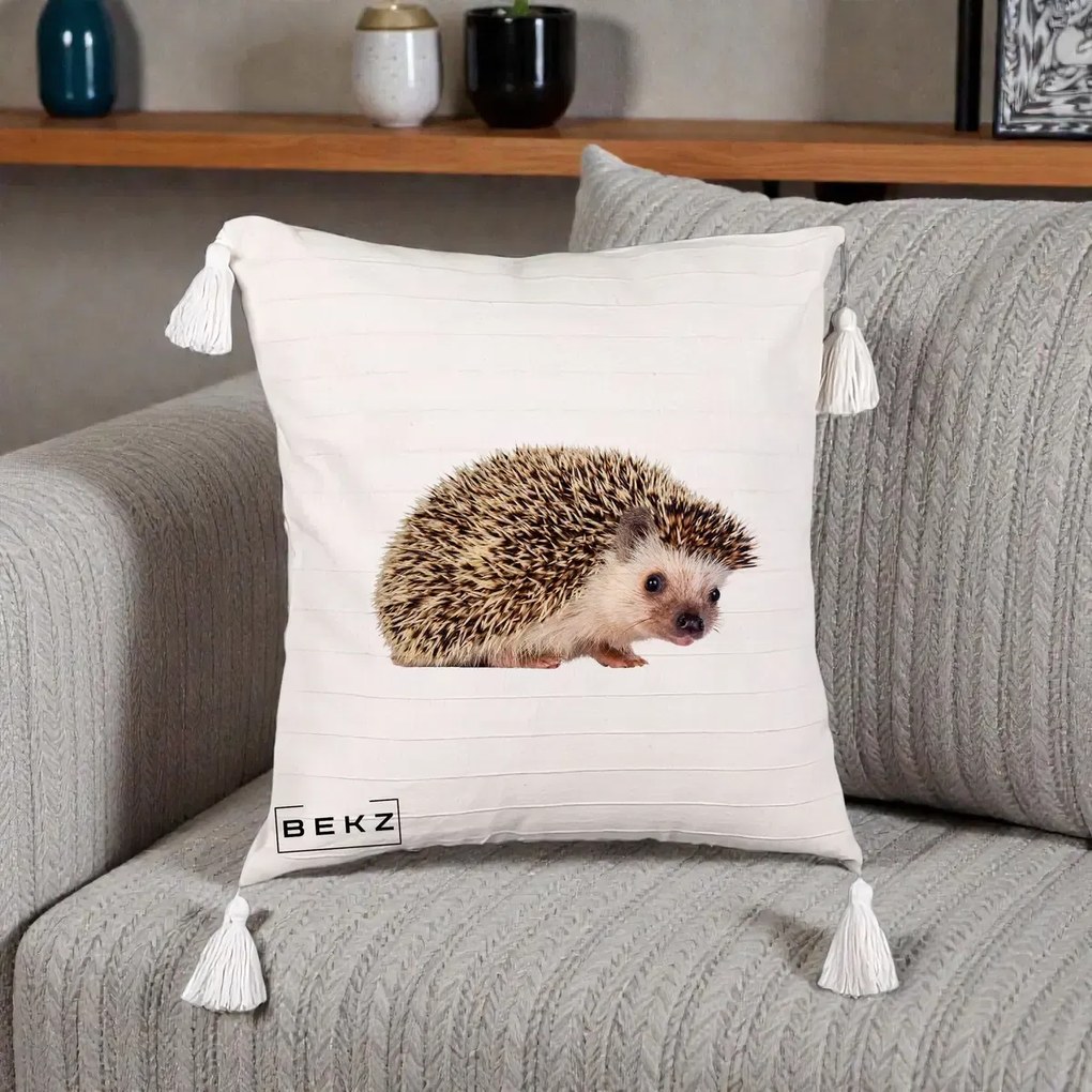 Perna Decorativa Arici Fotorealist, 40x40 cm, Bej cu Franjuri, Husa Detasabila, Perna Inclusa, BEKZ®