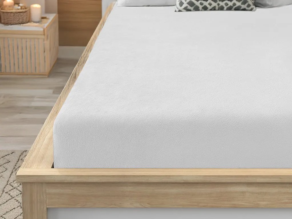 Set Lenjerie cocolino CHRISTMAS DRIFT verde + Cearsaf Cocolino microplus cu elastic SOFT 180x200 cm alb, pat dublu