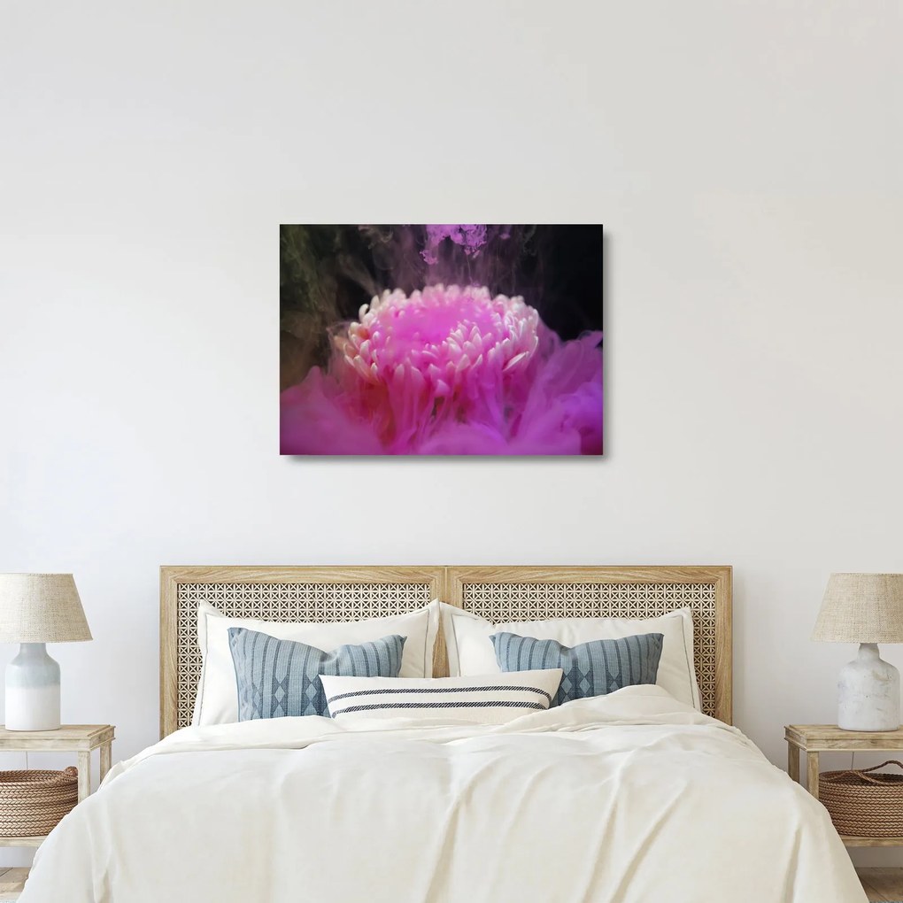 Tablou pe sticlă cu floare în fum roz (70x50 cm)