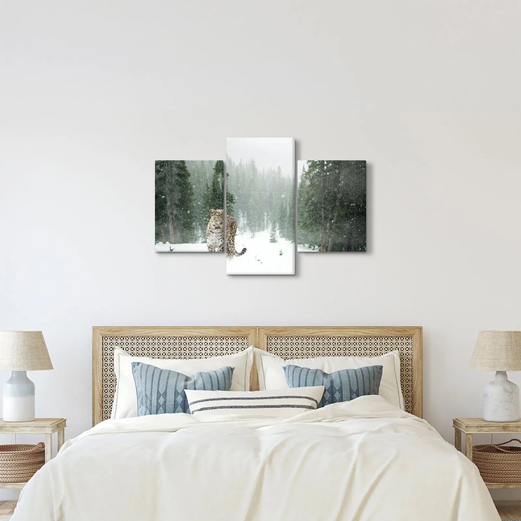 Tablou cu leopard în zăpadă (90x60 cm)