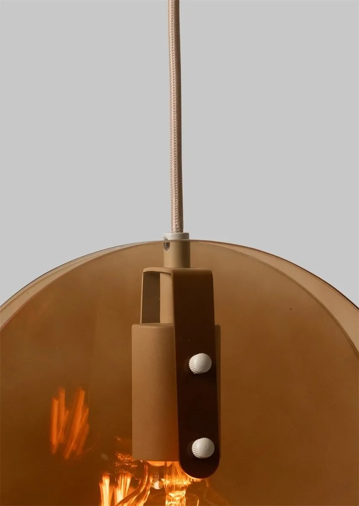 Pendul din metal sand si sticla chihlimbar Toledo