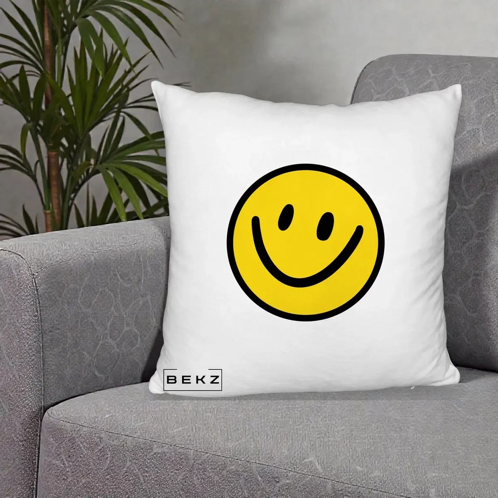 Perna Decorativa Smiley Face Galben Clasic, 40x40 cm, Alb Pufos, Husa Detasabila, Perna Inclusa, BEKZ®