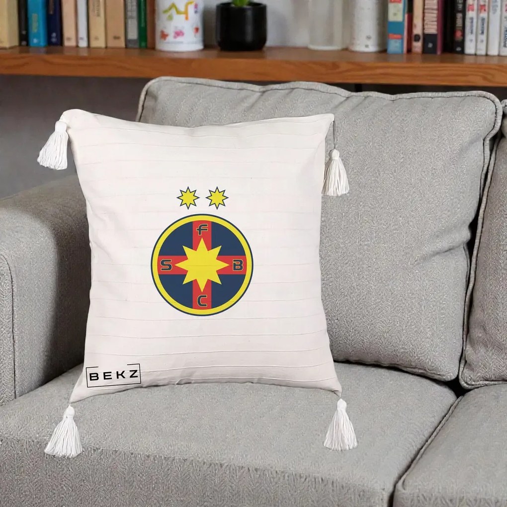 Perna Personalizata FCSB Fotbal Club Steaua Bucuresti, 40x40 cm, Bej cu Franjuri, Husa Detasabila, Perna Inclusa, BEKZ®