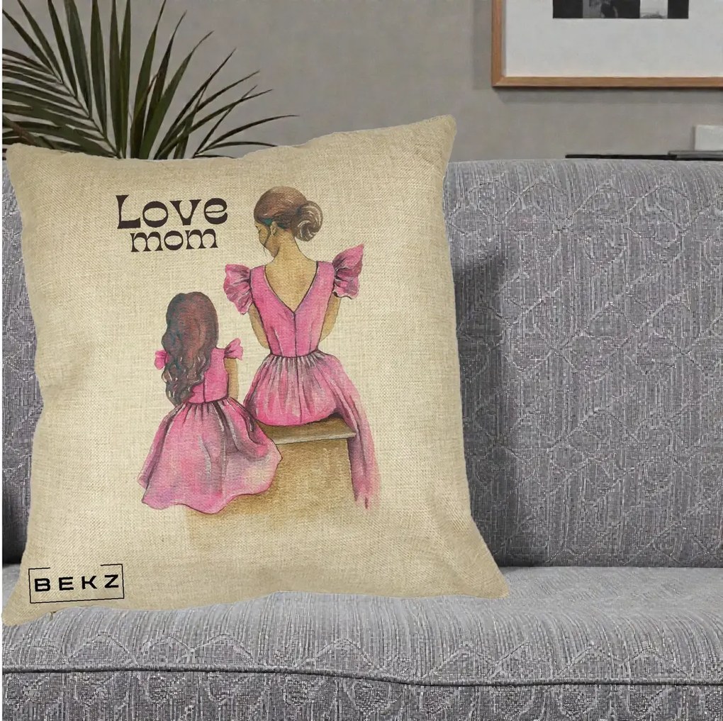 Cadou pentru Mama - Perna Personalizata Love Mom Rochii Roz, 40x40 cm, Crem, Husa Detasabila, Perna Inclusa, BEKZ®