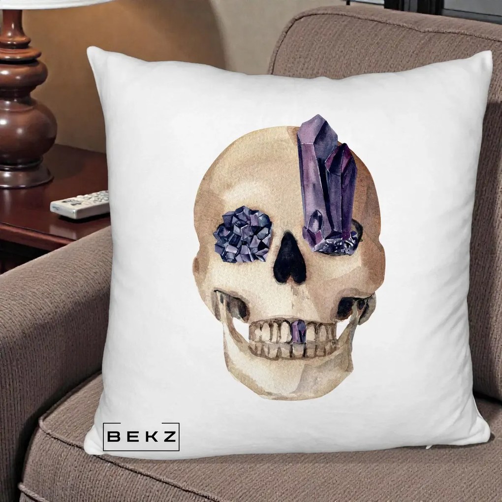 Perna Decorativa Craniu cu Cristale de Ametist, 40x40 cm, Alb Pufos, Husa Detasabila, Perna Inclusa, BEKZ®