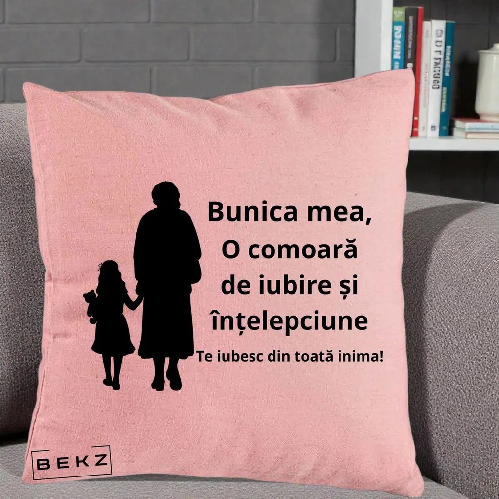 Cadou pentru Bunica - Perna Personalizata Bunica Mea Comoara Iubire Intelepciune Silueta, 40x40 cm, Roz, Husa Detasabila, Perna Inclusa, BEKZ®