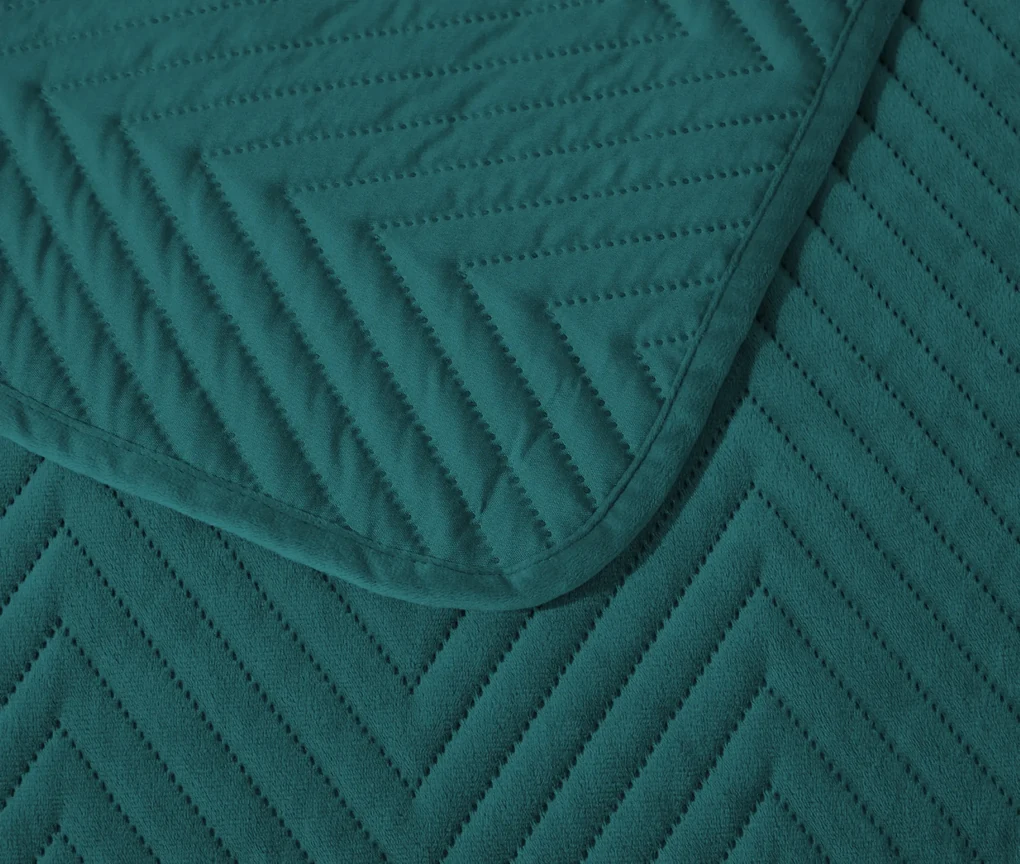 Cuvertura de pat din catifea turcoaz cu model ARROW VELVET Dimensiuni: 170 x 210 cm