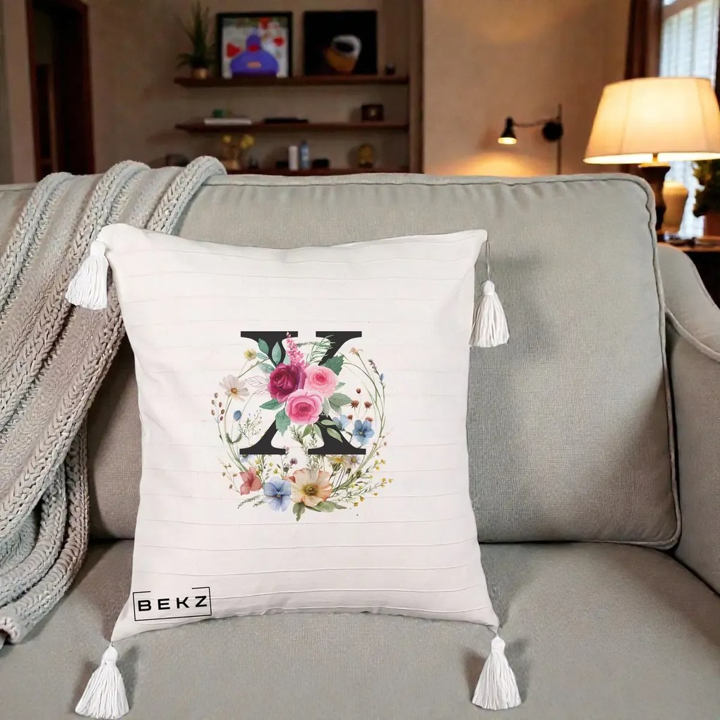 Cadou Personalizat - Perna Personalizata Monograma Florala Litera X cu Coroana, 40x40 cm, Bej cu Franjuri, Husa Detasabila, Perna Inclusa, BEKZ®
