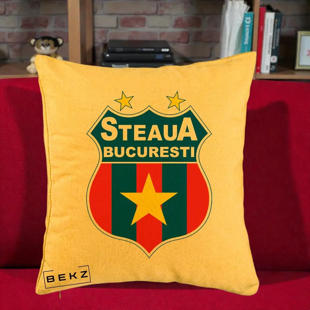 Perna Personalizata Steaua Bucuresti Fotbal, 40x40 cm, Galben, Husa Detasabila, Perna Inclusa, BEKZ®