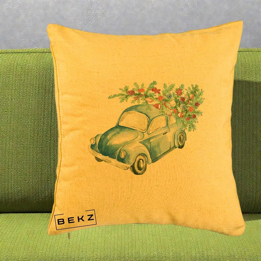 Perna Decorativa Masinuta Albastra cu Brad de Craciun, 40x40 cm, Galben, Husa Detasabila, Perna Inclusa, BEKZ®