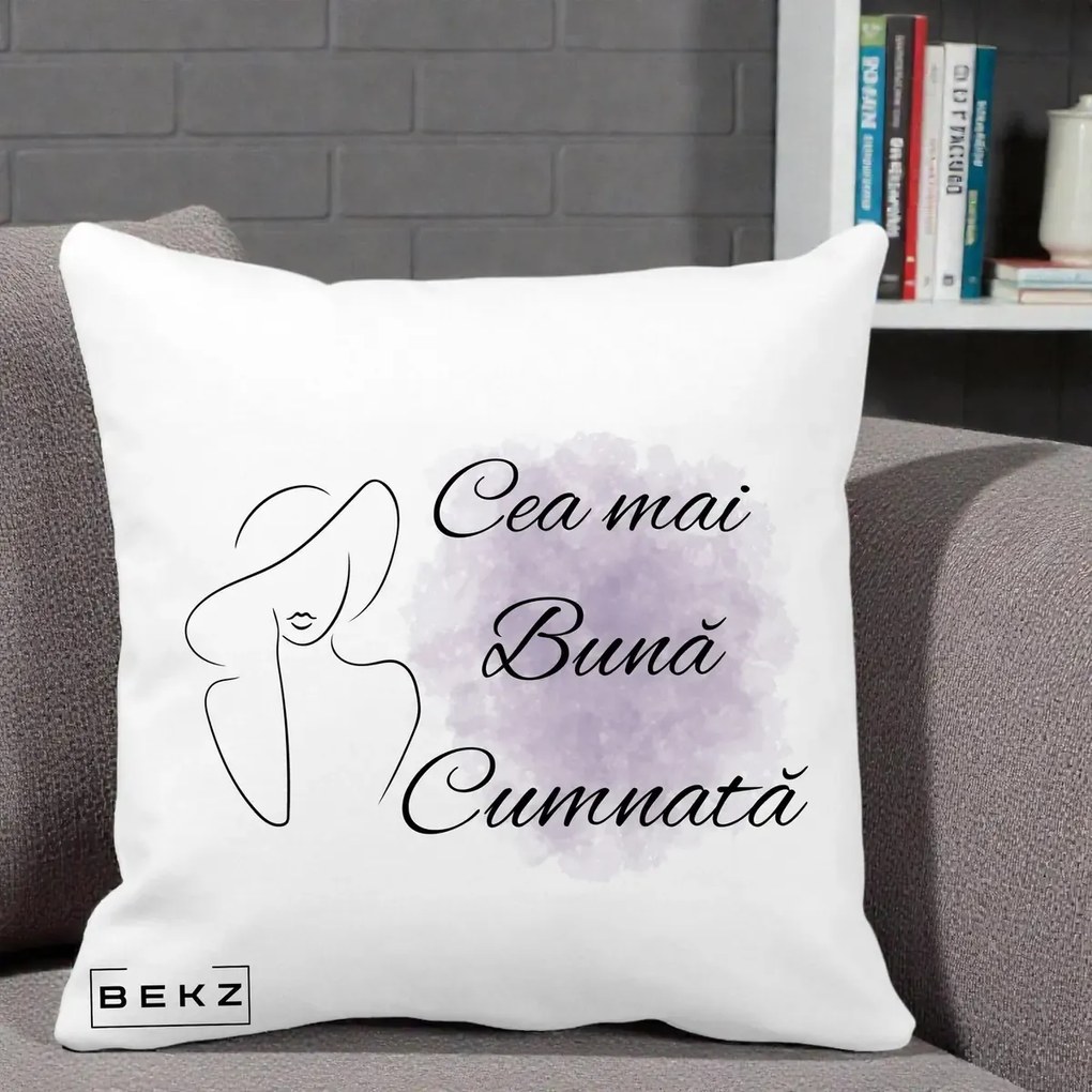 Cadou pentru Cumnata - Perna Personalizata Cea mai Buna Cumnata cu Silueta Dama si Pete Violet, 40x40 cm, Alba Mata, Husa Detasabila, Perna Inclusa, BEKZ®