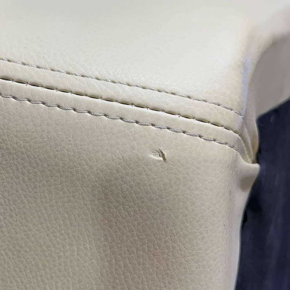 RESIGILAT - Scaune de relaxare din piele eco crem rotativ si reglabil REL 400