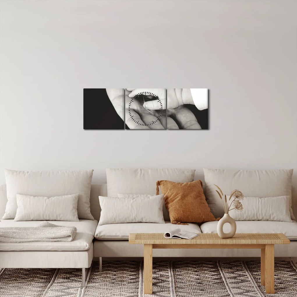 Tablou cu mâini (cu ceas) (90x30 cm)