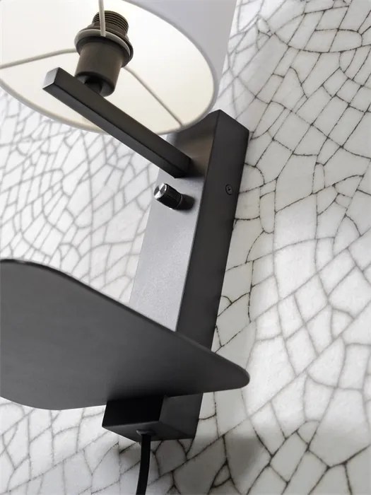 Aplica cu raft, mufa USB si abajur textil alb Florence